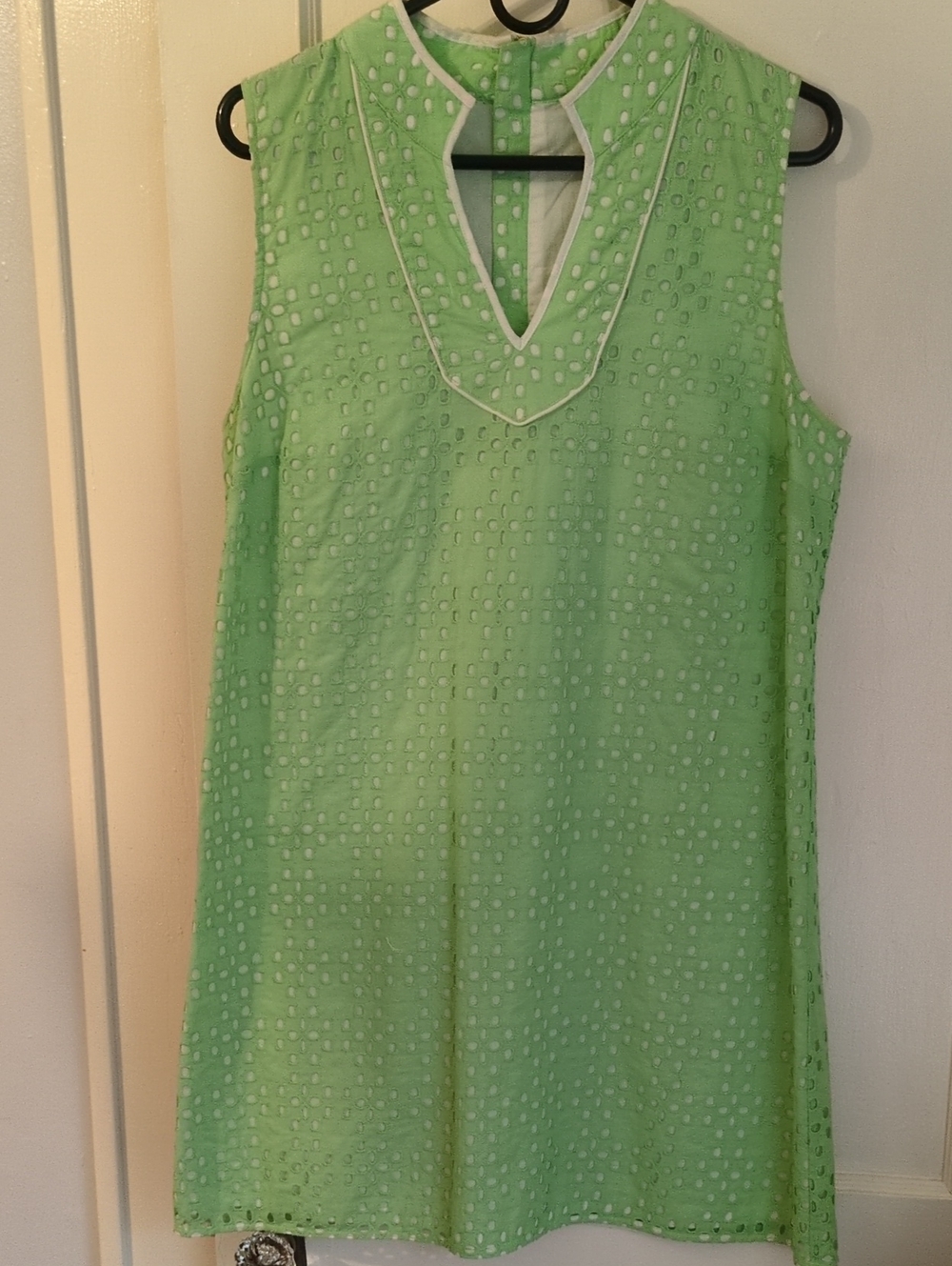 crown & ivy Light Green Eyelet Shift Dress with White Trim